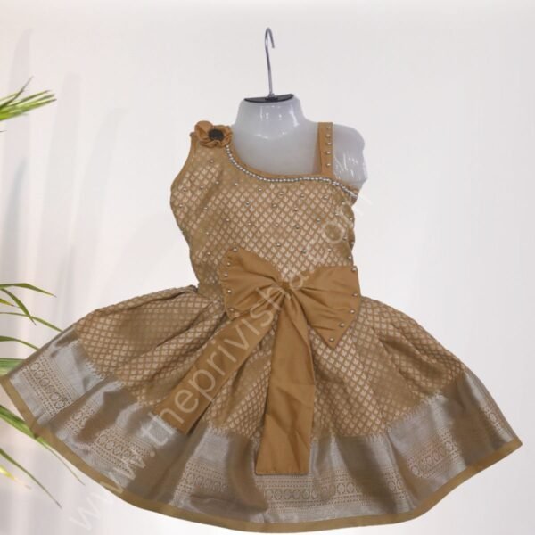 Privisha Soft Silk Gown Combo Set - Coffee
