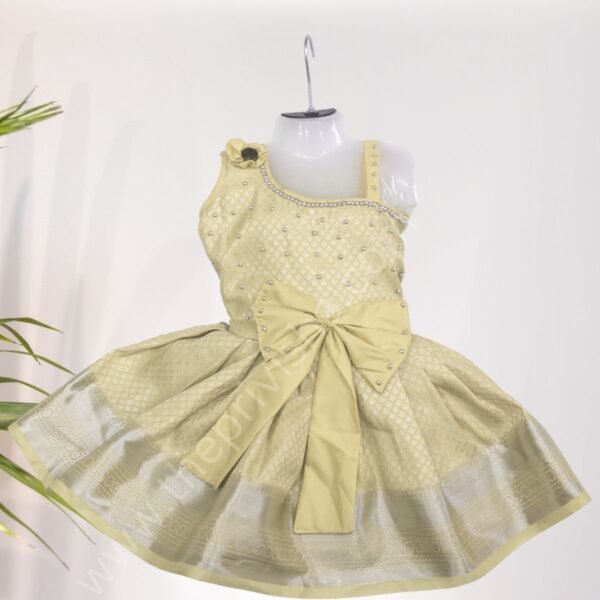 Privisha Soft Silk Gown Combo Set - Gold
