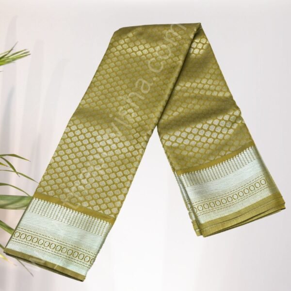 Privisha Soft Silk Saree Combo Set - Zari Gold
